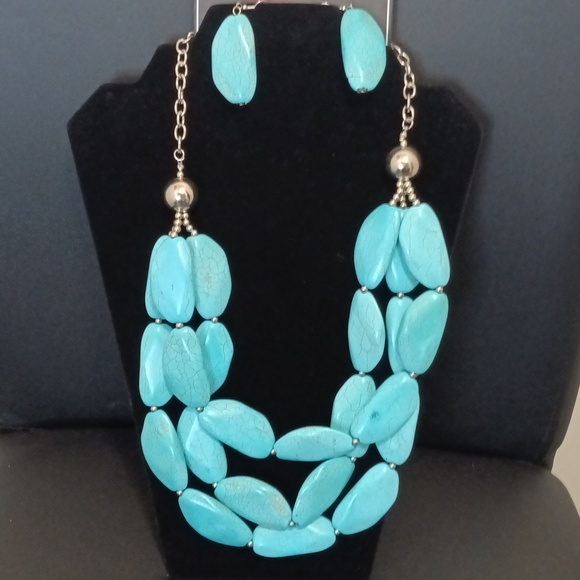 Paparazzi Zi Collection Turquoise Necklace set. - Picture 5 of 5